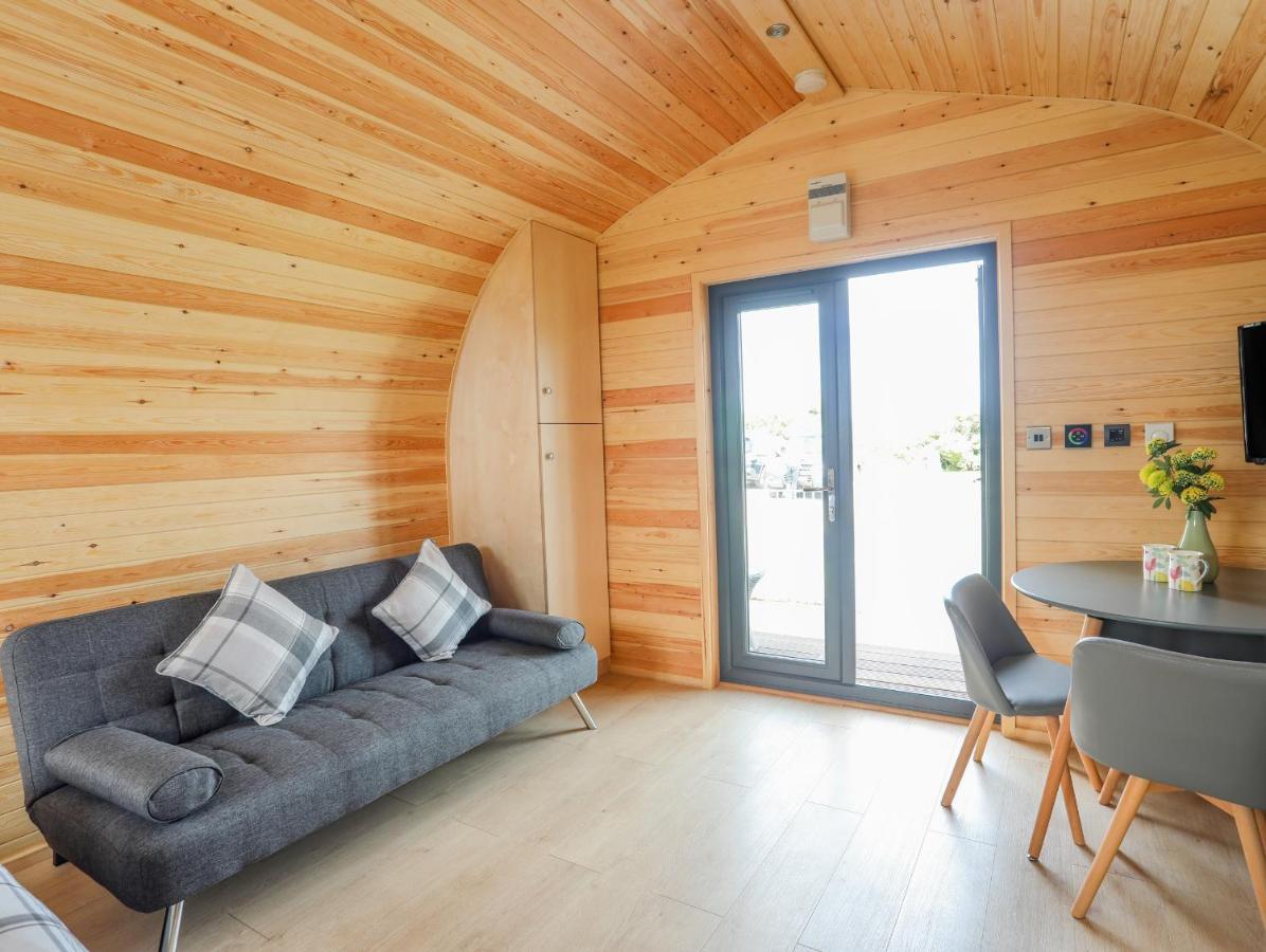 Caban Cariad Holyhead Exterior foto
